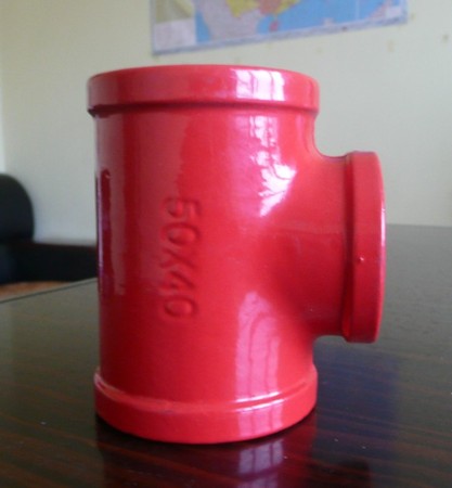 消防用涂塑沟槽三通